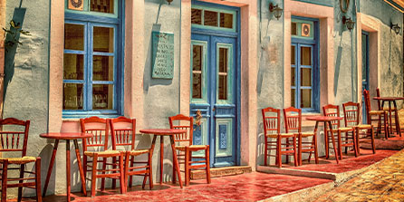 亚博体育官方下载-排球赛场焦点！意大利队对阵比利时队，意外判罚引发热议，比赛氛围紧张