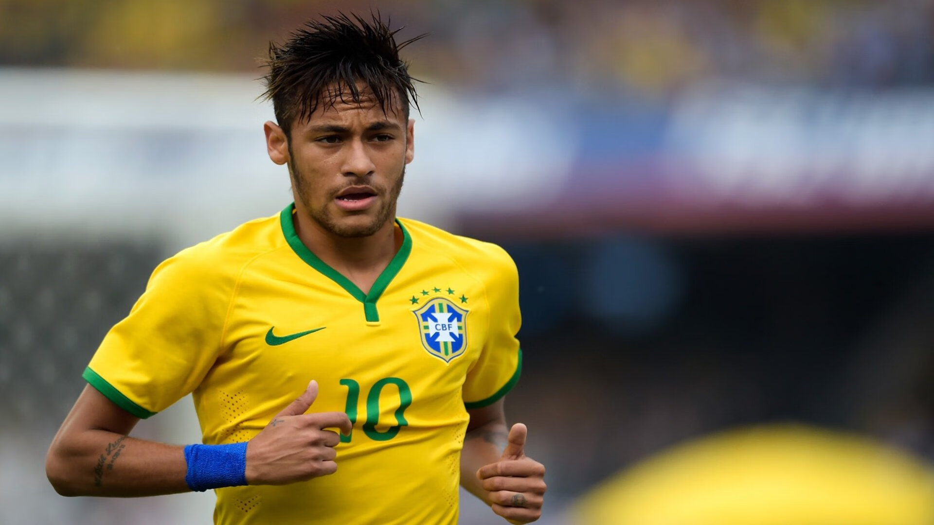 亚博体育官方下载-萨拉赫回归赛场，大胜首场状态亮眼，德国队观众沸腾！